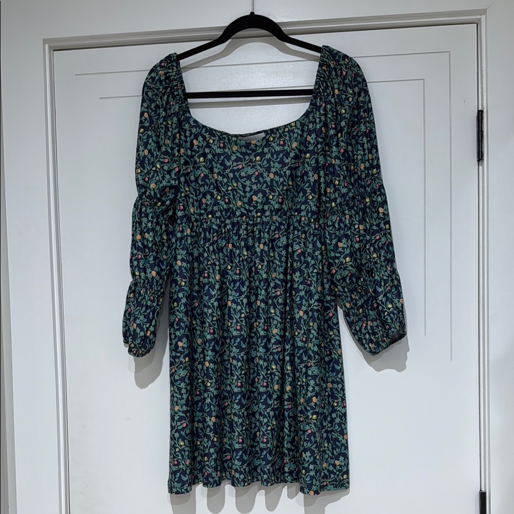 Chic Green Long Sleeve Dress